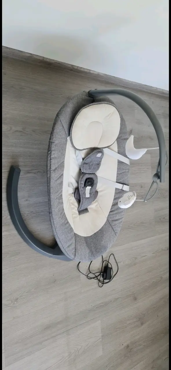 Silla mecedora con bluetooth - 2