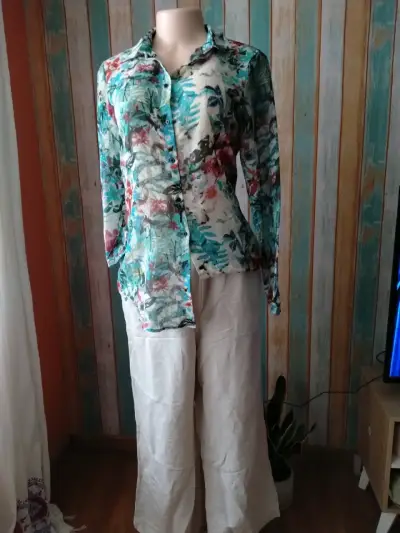 Chaqueta blanca con mangas negras - miniatura 3