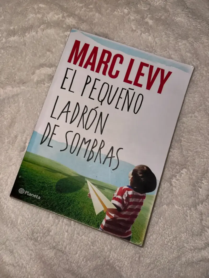 Libro El pequeño ladrón de sombras