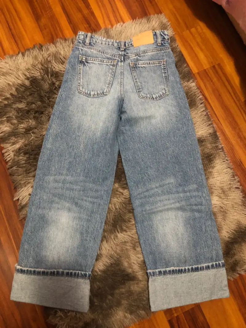 Jeans azules desgastados - 3
