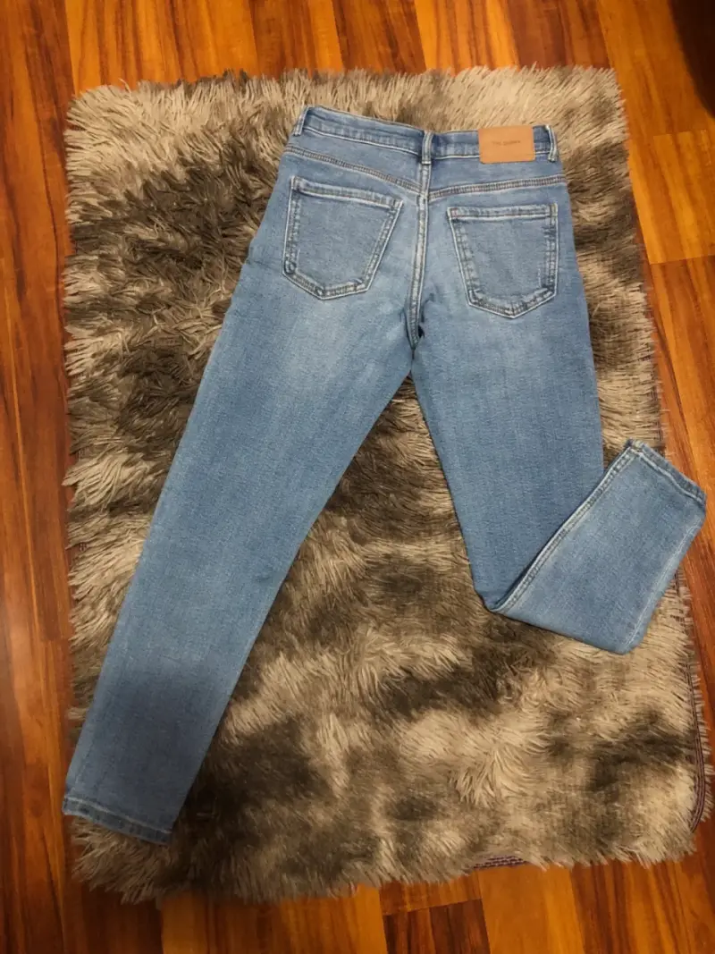 Jeans azules de mezclilla - 2