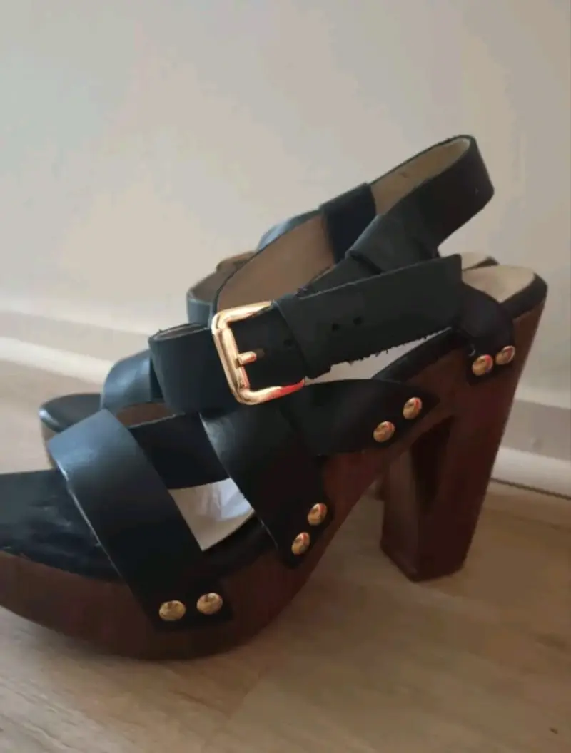 Sandalias cuero Gacel de plataforma negras - 1