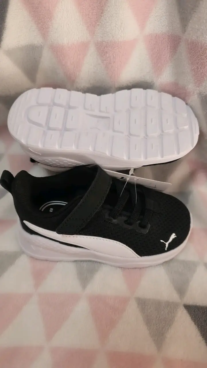 Zapatillas negras para niños - 2
