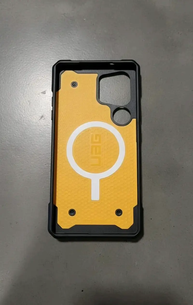 Funda UAG Amarilla Galaxy S25 Ultra - 2