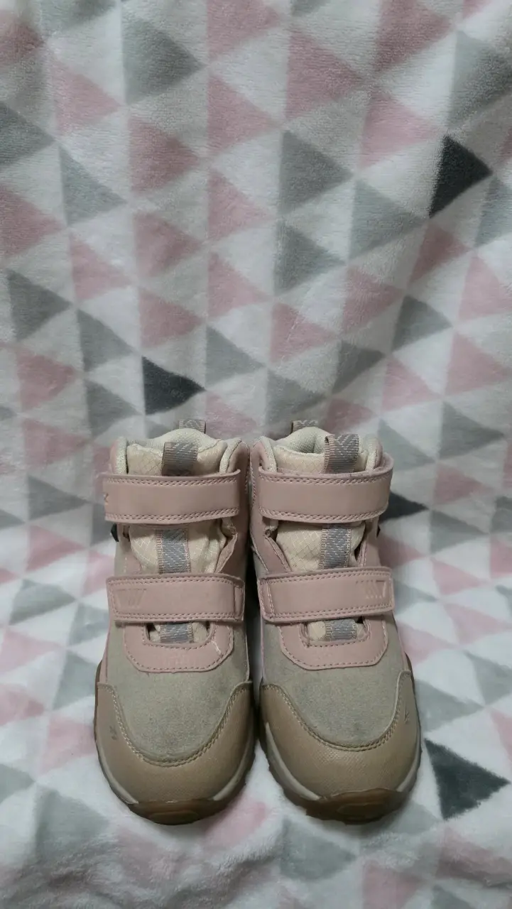 Zapatos de niña rosados - 1