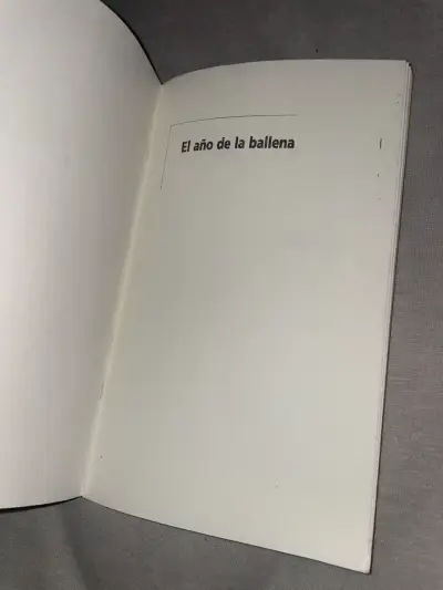 Libro 'El año de la ballena' - miniatura 2