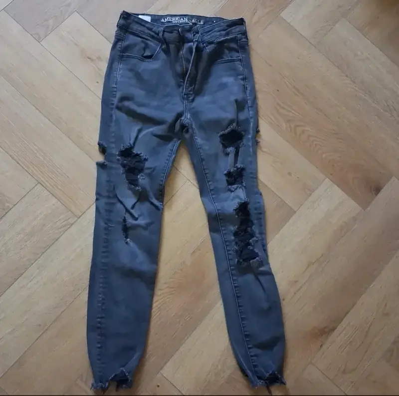 Jeans rasgados talla 6