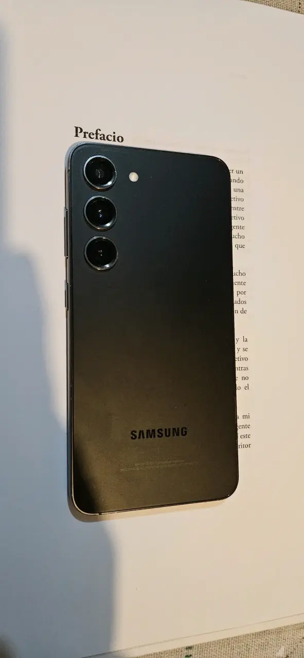 Samsung galaxy S23 - 1
