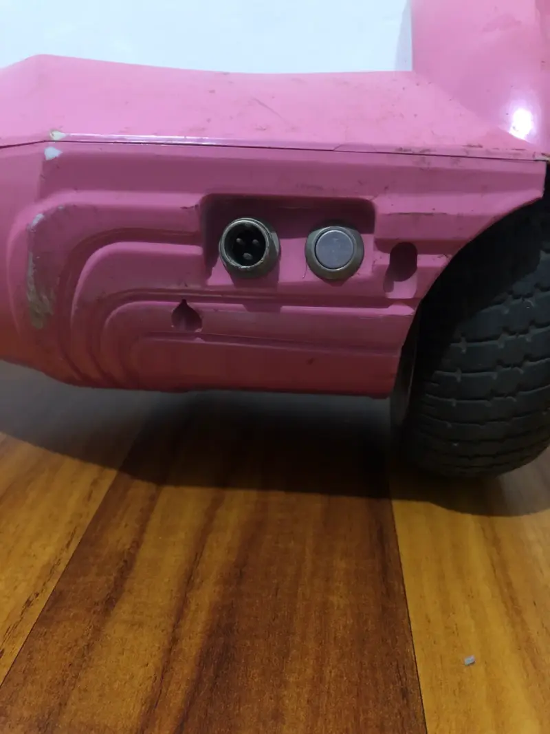 Hoverboard rosa en buen estado - 4