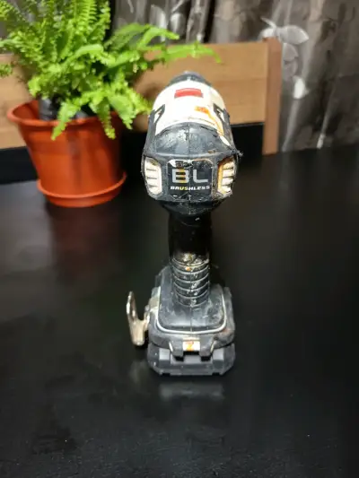 Taladro inalámbrico Ubermann - miniatura 2