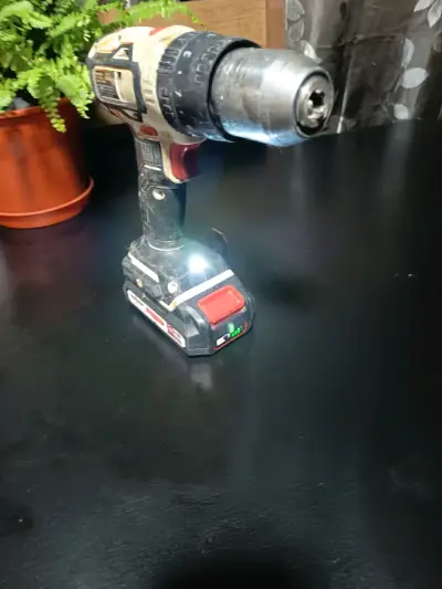 Taladro inalámbrico Ubermann - miniatura 3