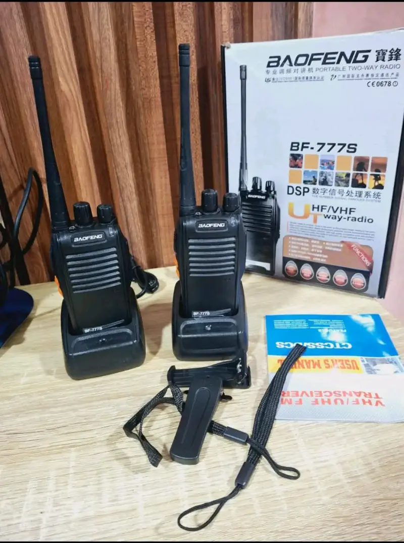 Radio tramisor Walkie Talkies