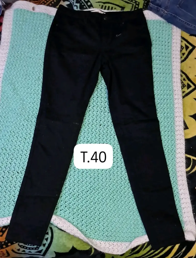 Jeans sin detalles la mayoría de marca y muy buena - 5