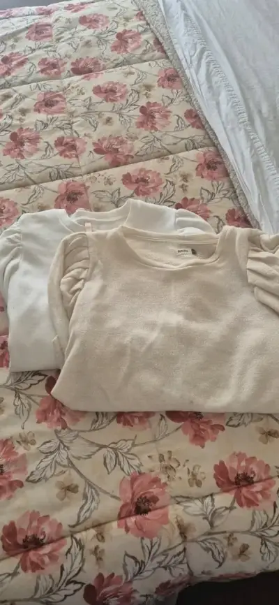 Poleras/polerones - miniatura 1
