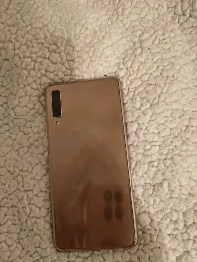 Teléfono Samsung A7 2018 - miniatura 1