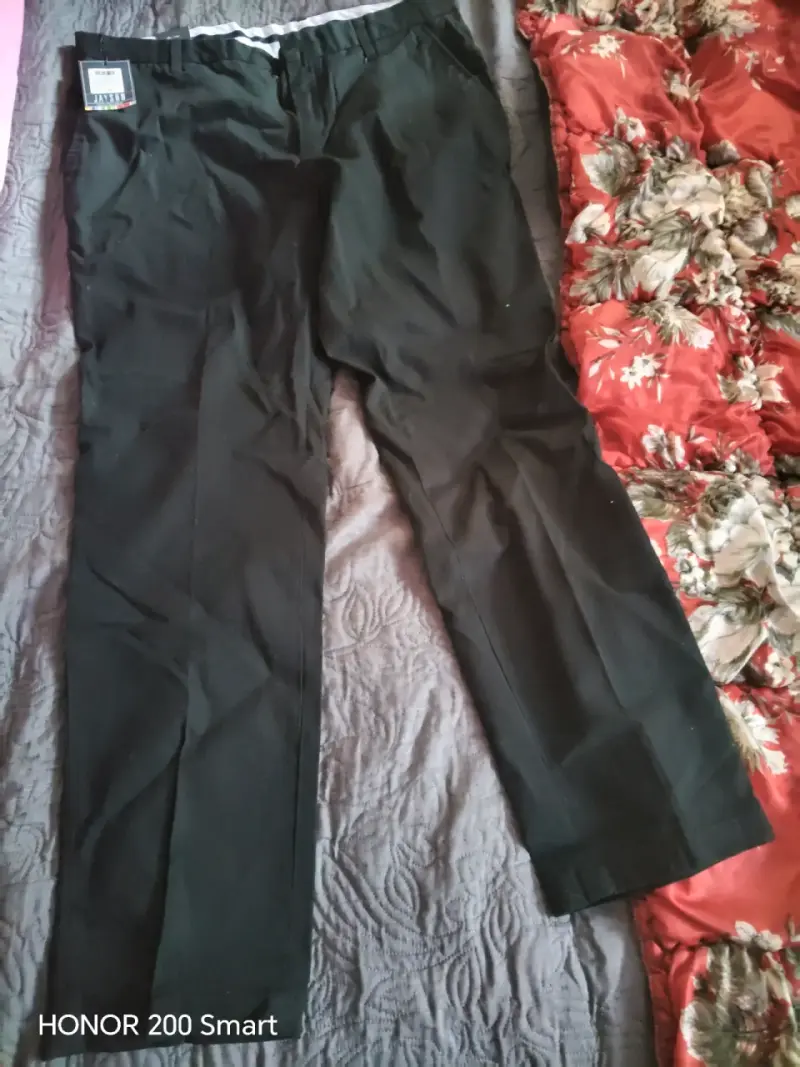 Pantalones negros talla 48 - 1