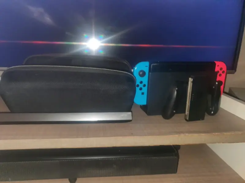 Nintendo swich v2 + juegos+ memoria etc