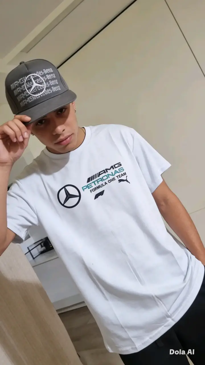 Polera blanca + gorra - 3