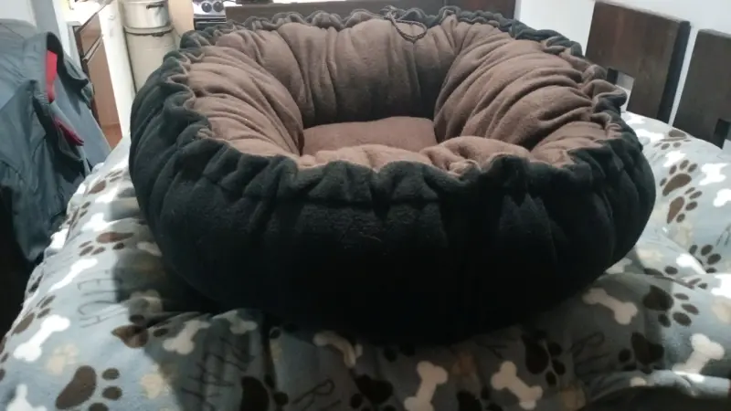 Cama mascotas acolchonada se agranda y se achica - 1
