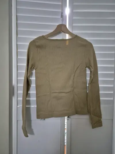 Polera manga larga beige - miniatura 2