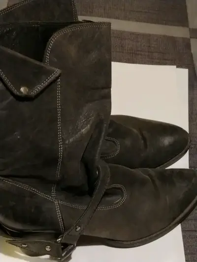 Botas vaqueras negras - miniatura 2