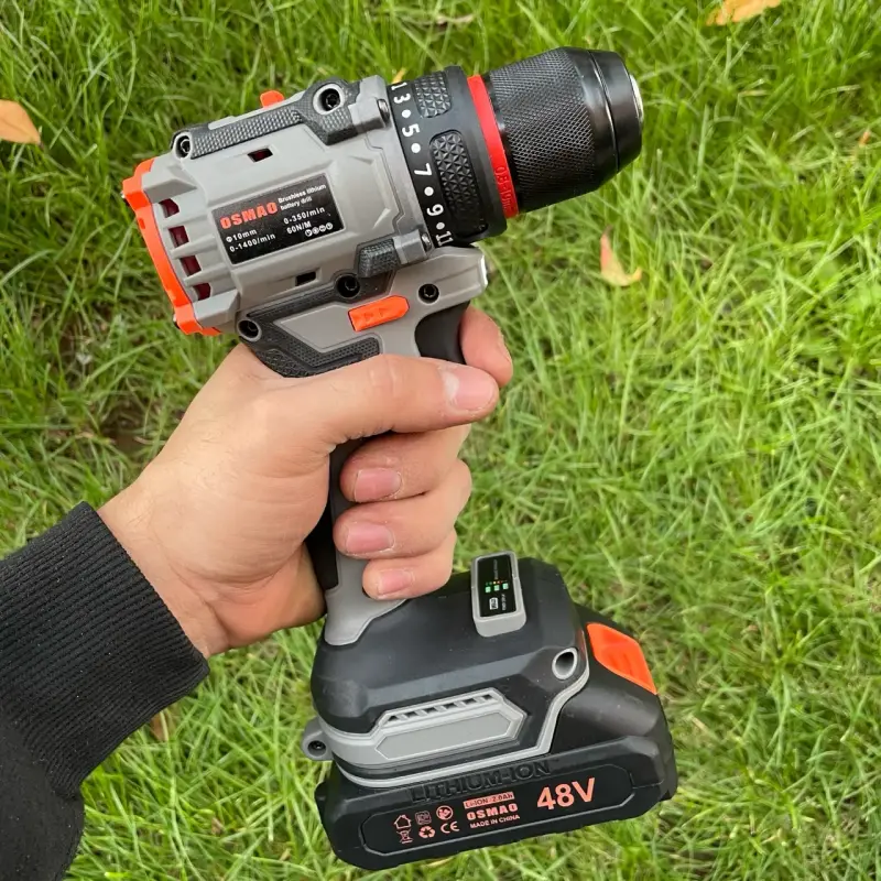 Taladro inalámbrico 48V Profesional + maletín - 1