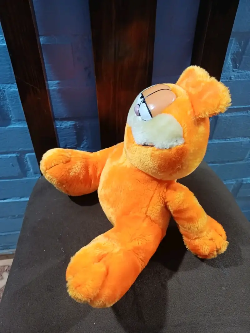 Peluche de Garfield grande - 2