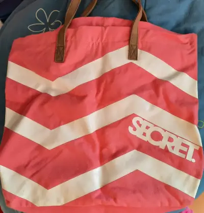 Bolso tote rosado zigzag - miniatura 2