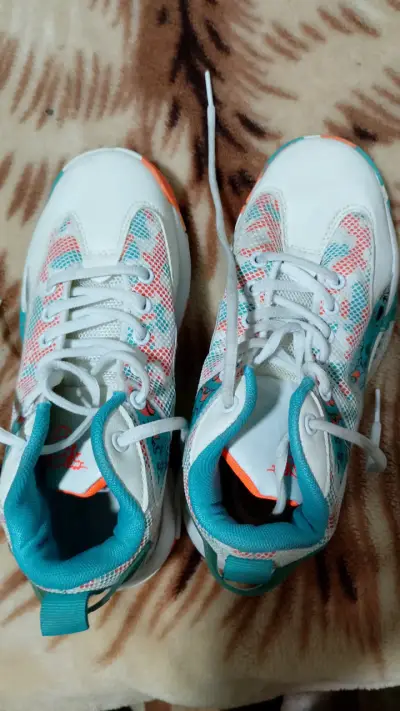 Zapatillas deportivas coloridas - miniatura 5