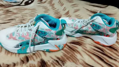 Zapatillas deportivas coloridas - miniatura 6
