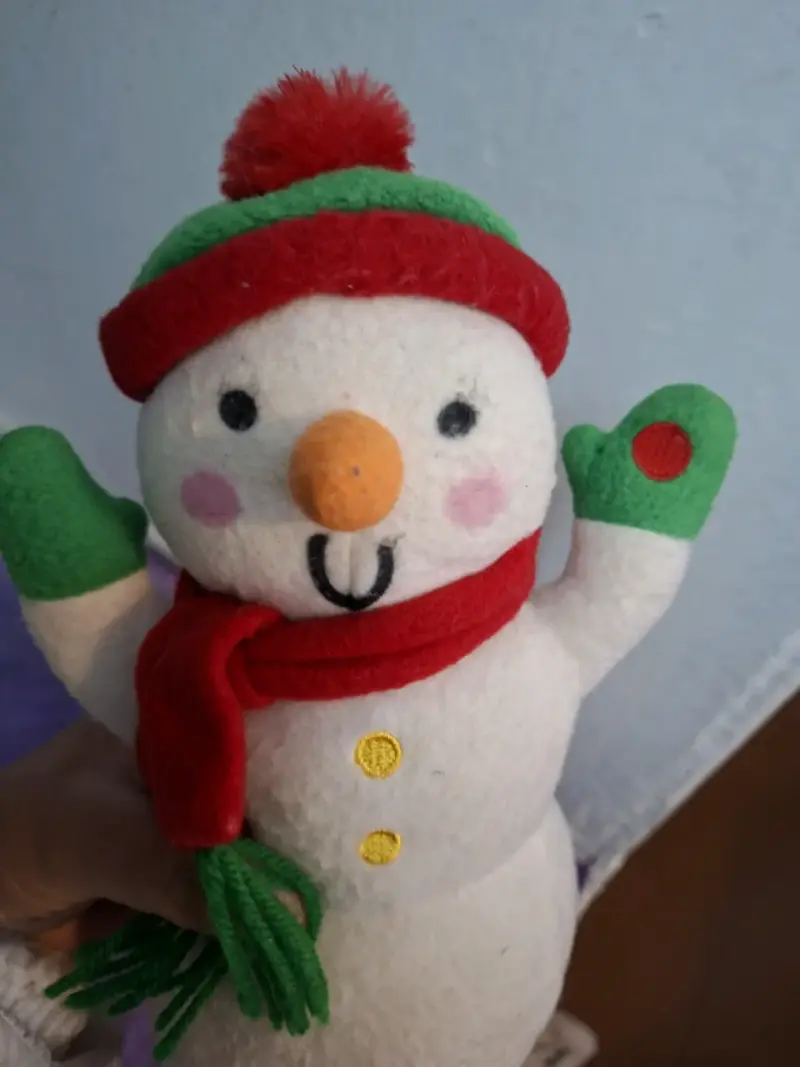 Muñeco de nieve navideño de felpa - 3