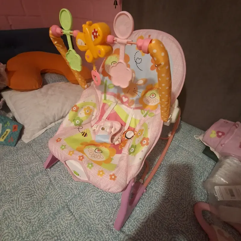 Silla mecedora para bebé - 2