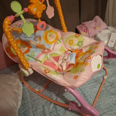 Silla mecedora para bebé - miniatura 3