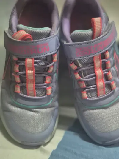 Zapatillas deportivas moradas para niños - miniatura 3