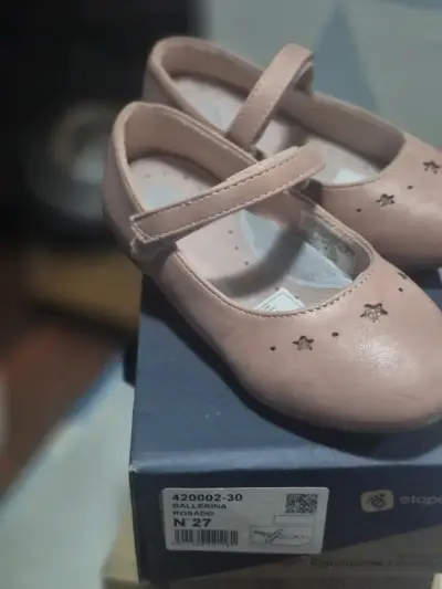 Zapatos de niña rosados con hebilla - miniatura 4