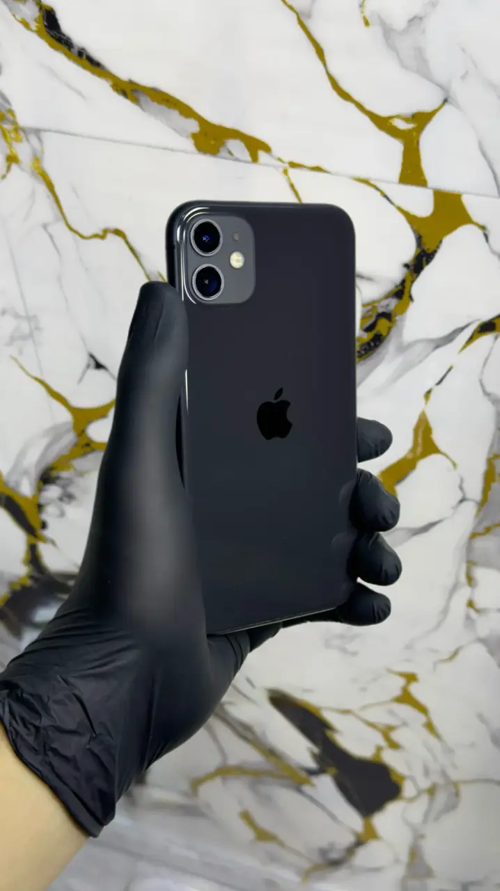 iPhone 11 - 1