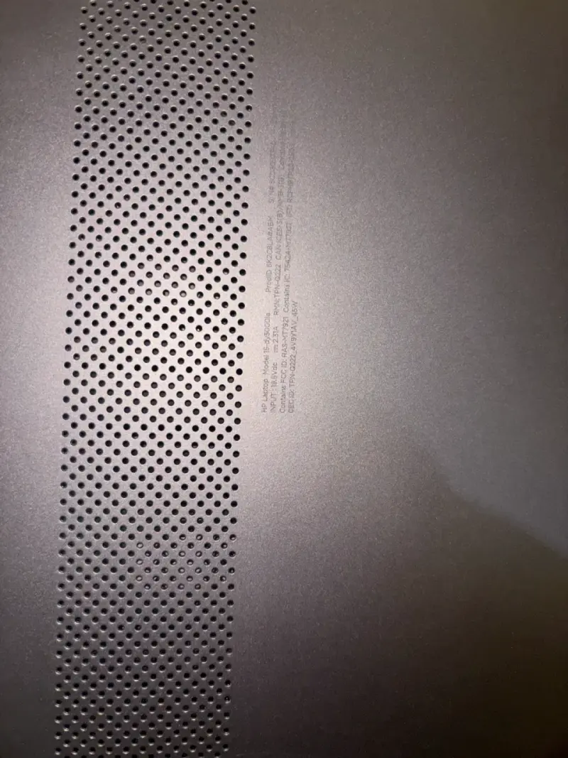 Laptop HP 15-dy5000la - 2