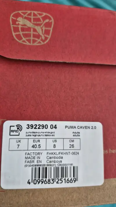 Zapatillas negras Puma nuevas - miniatura 2