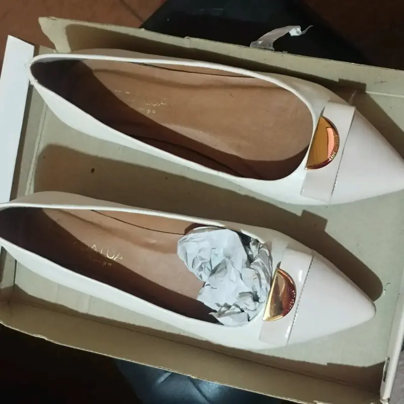 Zapatos planos blancos de mujer - 2