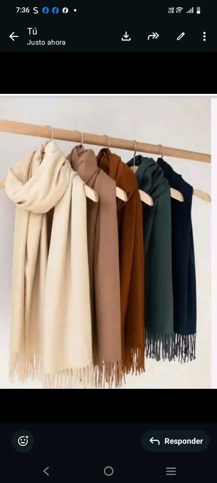 Bufandas de colores varias