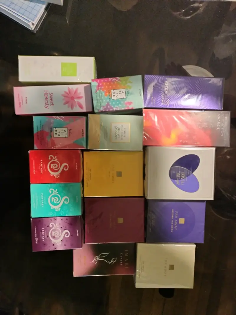 Lote de productos Avon para cuidado facial - 5
