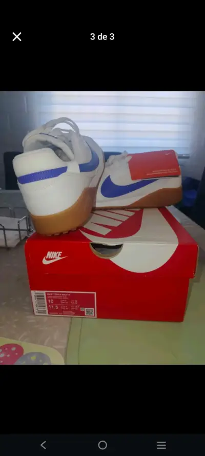 Zapatillas deportivas Nike blancas - miniatura 1