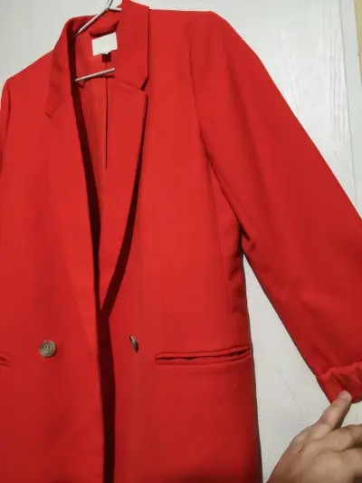 Blazer rojo elegante - miniatura 6