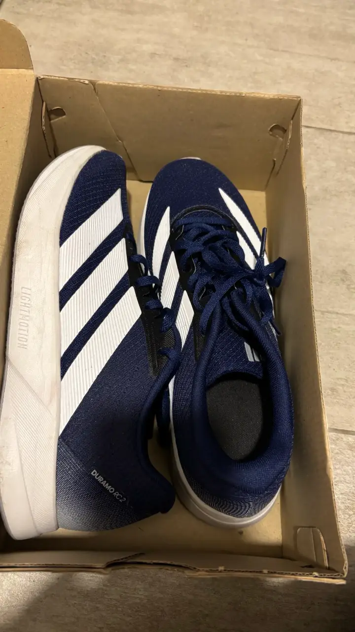 Zapatillas deportivas azul y blanco - 1