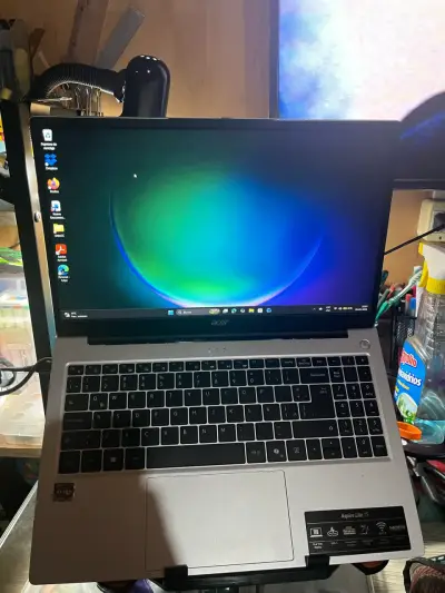 Laptop Acer Aspire Lite 15 - miniatura 1