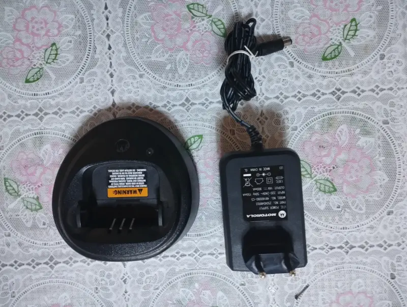 Cargador Motorola y base