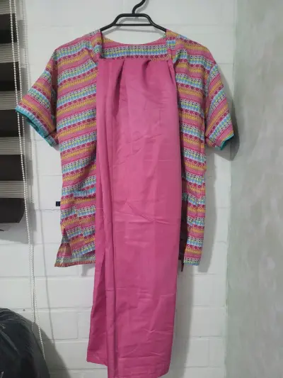 Uniformes clinicos - miniatura 1