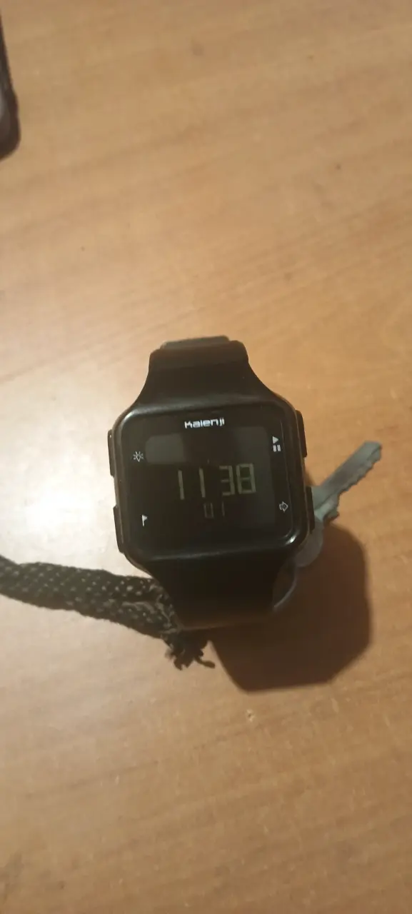 Reloj Decathlon digital negro - 3