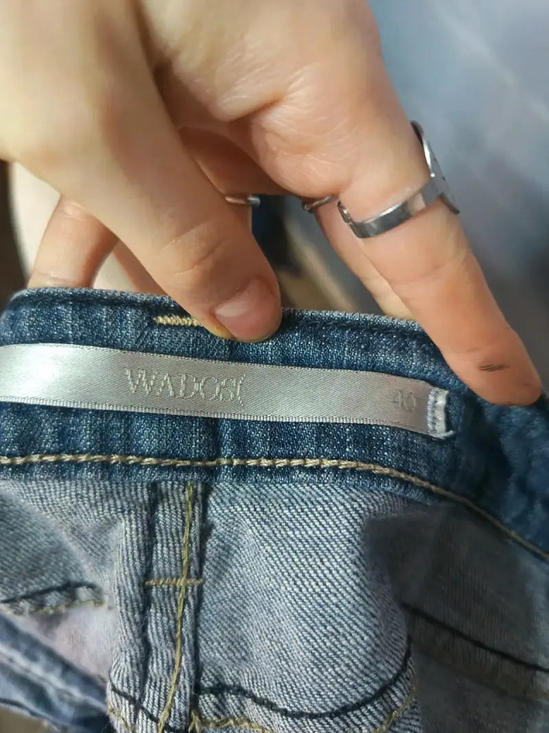 Jeans azules clásicos - 3