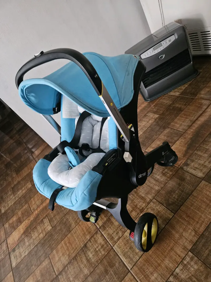 Coche Doona se transforma en silla de auto - 2